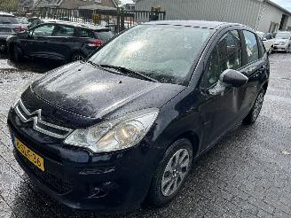 damaged passenger cars Citroën C3 1.0 VTI  Attraction 2013/10