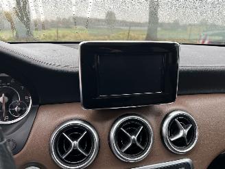 Mercedes A-klasse 45 AMG Turbo  4 matic   ( schadevrij ) picture 12