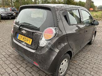 Chevrolet Spark 1.0-16V picture 5