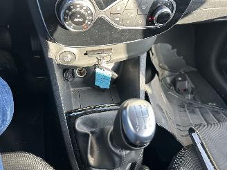 Chevrolet Spark 1.0-16V picture 11