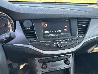 Opel Astra Sports Tourer 1.5 CDTI  Launch Edition   ( met motorschade ) picture 9