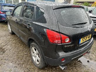 Nissan Qashqai 2.0 picture 3