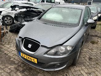 Vaurioauto  passenger cars Seat Leon 1.2 TSI 2012/10