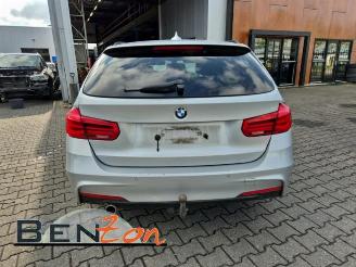 Vrakbiler auto BMW 3-serie  2016/5