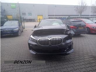 Vrakbiler auto BMW 1-serie 1 serie (F40), Hatchback, 2019 118i 1.5 TwinPower 12V 2020/5