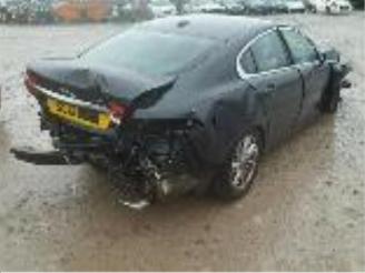 Jaguar XF  picture 3