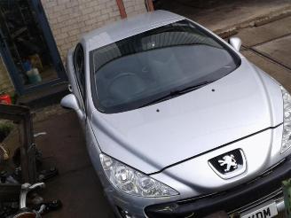 Peugeot 308  picture 2