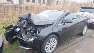 Vrakbiler auto Opel Cascada Cascada, Cabrio, 2013 / 2019 1.4 Turbo 16V 2018/2