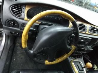Jaguar S-type  picture 12