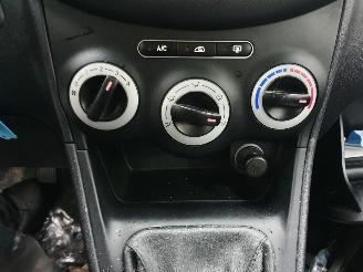 Hyundai I-10  picture 23