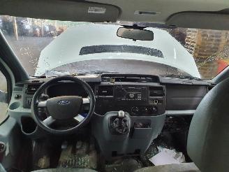 Ford Transit  picture 22