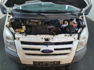 Ford Transit 300M picture 4