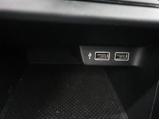 Volkswagen Polo AW 1.0TGI BlueMotion Comfortline picture 5