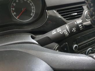 Opel Corsa 1.4 Bi-Fuel Business picture 7