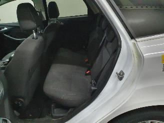 Ford Focus 1.0 EcoBoost Titanium picture 14