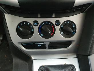 Ford Focus 1.6 TI-VCT Trend Sport picture 10