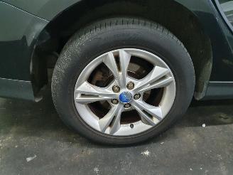 Ford Focus 1.6 TI-VCT Trend Sport picture 17