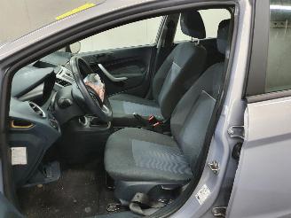 Ford Fiesta  picture 30