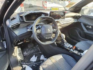 Peugeot 2008 P24E 1.2P Aut. picture 15