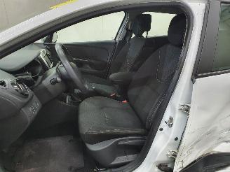 Renault Clio Mk4 0.9 TCe Expression picture 12