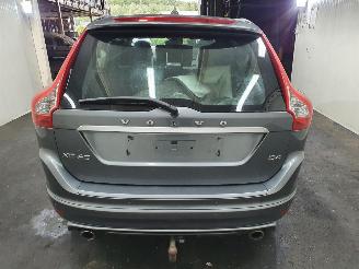 Volvo Xc-60 2.0 D4 FWD R-Design Momentum picture 5