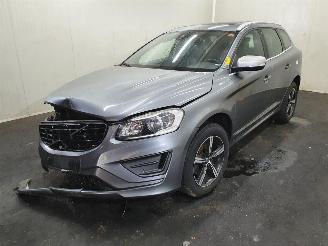Volvo Xc-60 2.0 D4 FWD R-Design Momentum picture 3