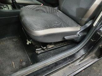 Volkswagen Up! 121 1.0 BlueMotion High Up! picture 34