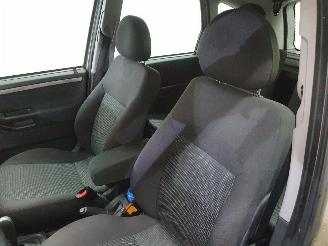 Opel Meriva X03 Temptation 1.6 16v picture 9