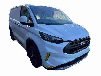 Vrakbiler bedrijf Ford Transit Custom SWB Trail 2024/6