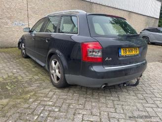 Vrakbiler auto Audi A4 A4 Avant (B6), Combi, 2001 / 2005 3.0 V6 30V Quattro 2002/1