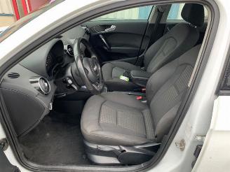 Audi A1 A1 Sportback (8XA/8XF), Hatchback 5-drs, 2011 / 2018 1.2 TFSI picture 10