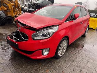 Coche siniestrado Kia Carens Carens IV (RP), MPV, 2013 1.7 CRDi 16V 2014