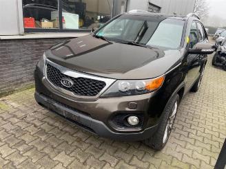 Coche siniestrado Kia Sorento Sorento II (XM), SUV, 2009 / 2015 2.2 CRDi 16V VGT 4x2 2009/10