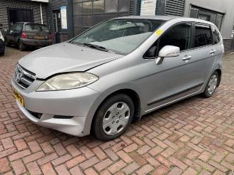 Uttjänta bilar auto Honda Fr-v FR-V (BE), MPV, 2004 / 2009 1.7 16V 2005/9