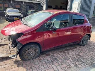 skadebil auto Toyota Yaris Yaris III (P13), Hatchback, 2010 / 2020 1.5 16V Dual VVT-iE 2017/9