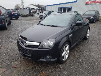 Dezmembrări autoturisme Opel Tigra Twintop Zwart Z20R Onderdelen Deur Dak 2004/11