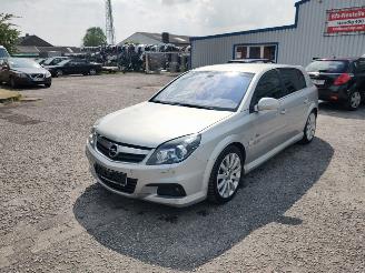 Dezmembrări autoturisme Opel Signum 1.9 CDTI Zilver Z157 Onderdelen Z19DTH Motor 2007/9
