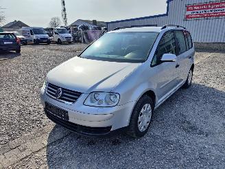 Auto da rottamare Volkswagen Touran 1.9 TDI Zilver LA7W Onderdelen BXE Motor 2006/3