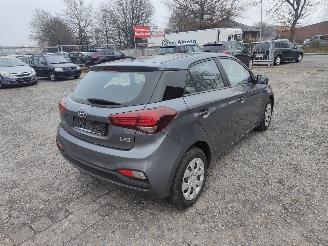 Hyundai I-20 1.2 Grijs V3G Onderdelen G4LA Motor picture 6