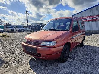 Démontage voiture Citroën Berlingo 1.8 Rood Onderdelen LFX Motor 20TD02 Bak 1997/12