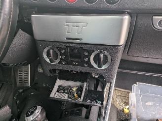 Audi TT 1.8 T picture 10