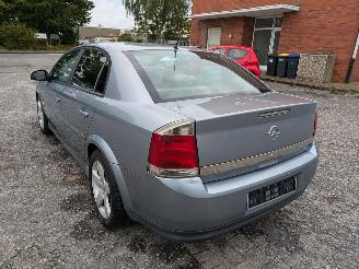 Opel Vectra 2.0 DTI picture 7