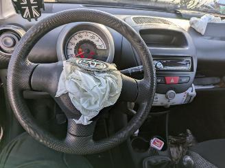 Toyota Aygo 1.0 picture 11