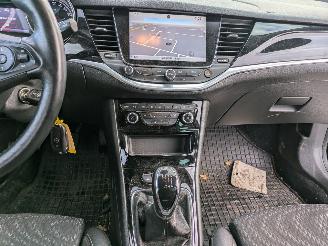 Opel Astra 1.6 D picture 18