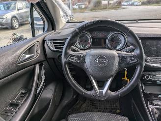 Opel Astra 1.6 D picture 11