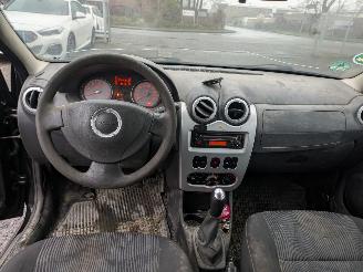 Dacia Logan 1.5 picture 11