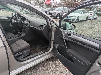 Volkswagen Golf 1.2 picture 9