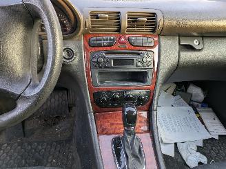 Mercedes C-klasse 203 picture 13