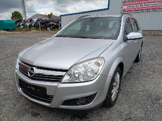 Vrakbiler auto Opel Astra 1.6 2008/9