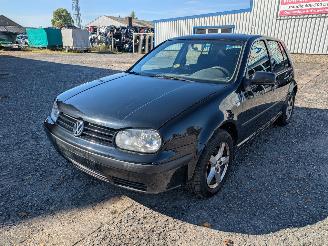 Volkswagen Golf 1.9 TDI picture 1
